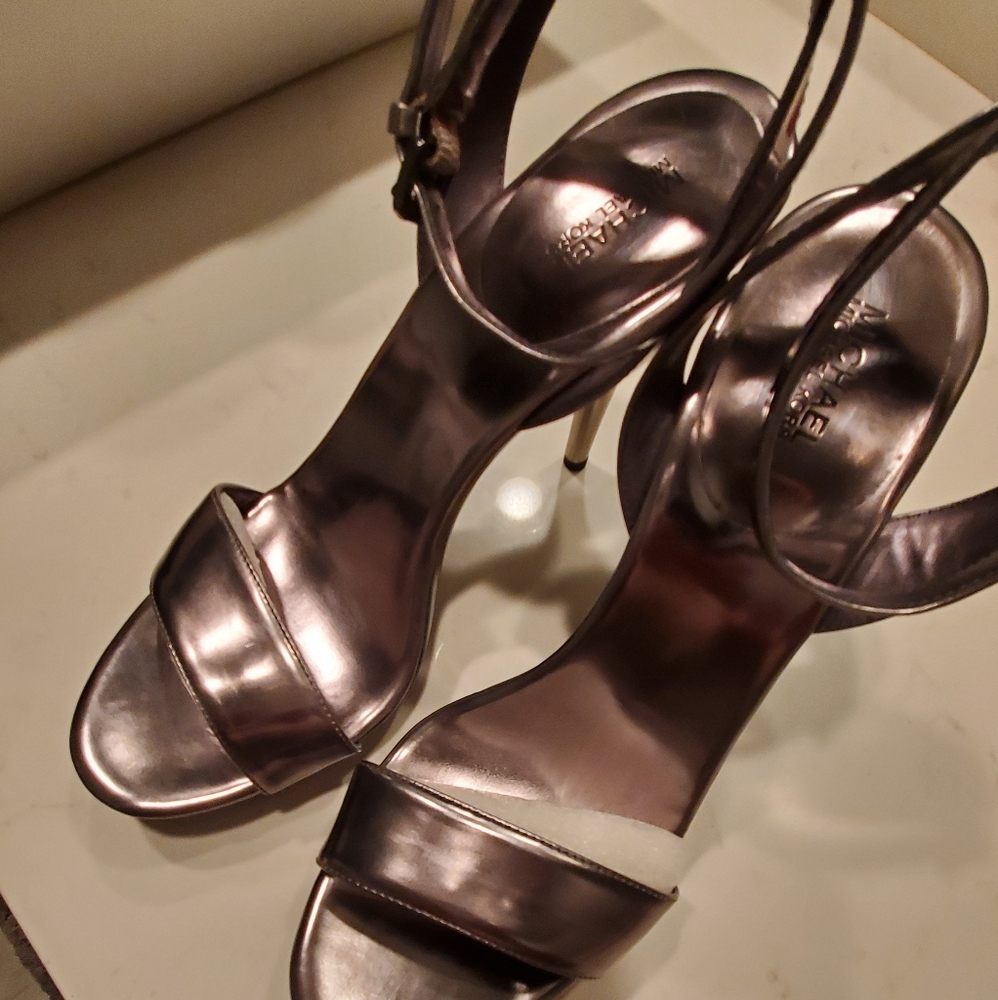 Michael kors hutton sandal